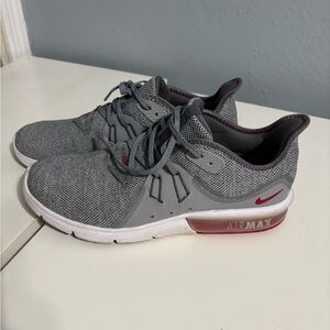 Nike Air Max Fitsole Mens Gray Red White Athletic Shoes Size 10.5
